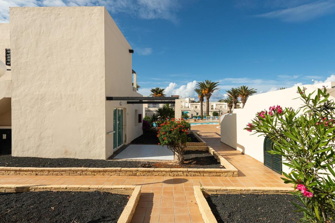 Apartamento 1 Con Terraza Y Piscina En Corralejo Apartment Екстериор снимка