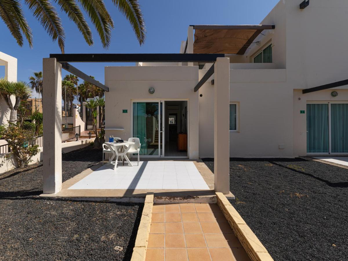 Apartamento 1 Con Terraza Y Piscina En Corralejo Apartment Екстериор снимка